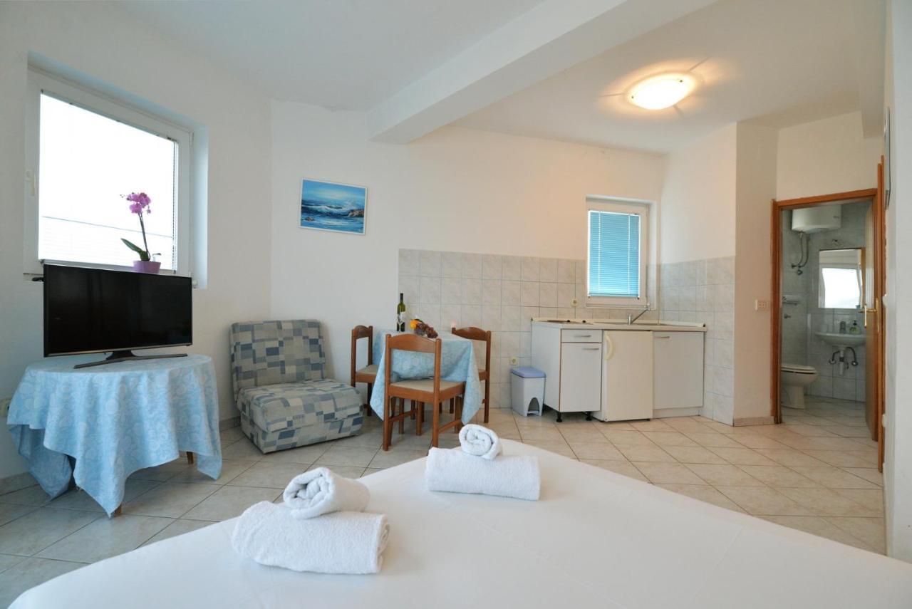 Apartman Mana, Murter Exterior photo
